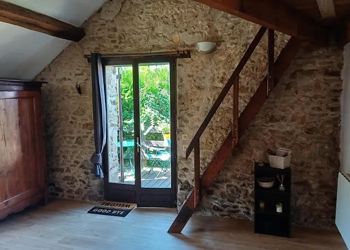 Appartement En Pierre Au Calme